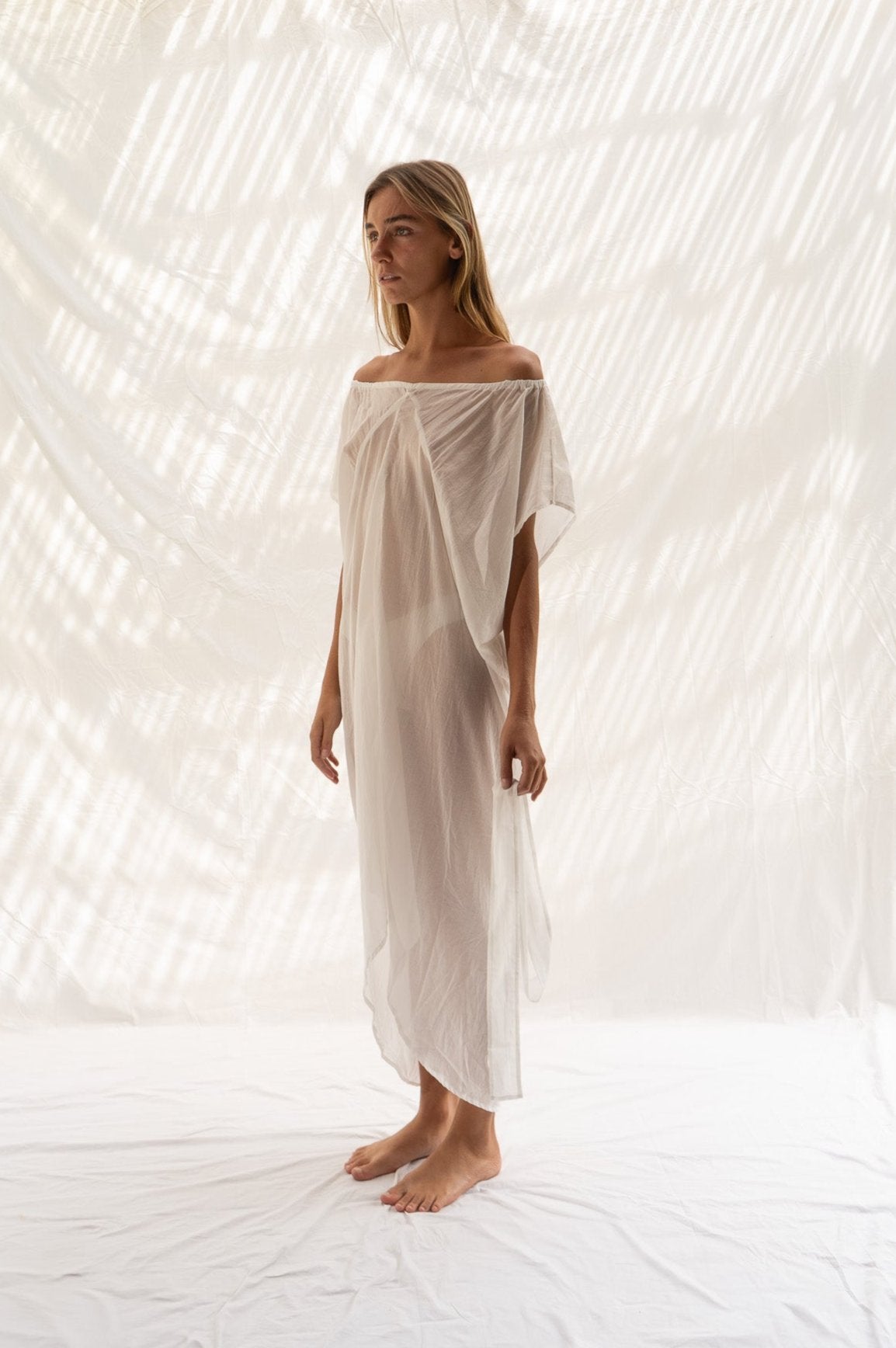 MOON COVER UP SHORT (NATURAL)