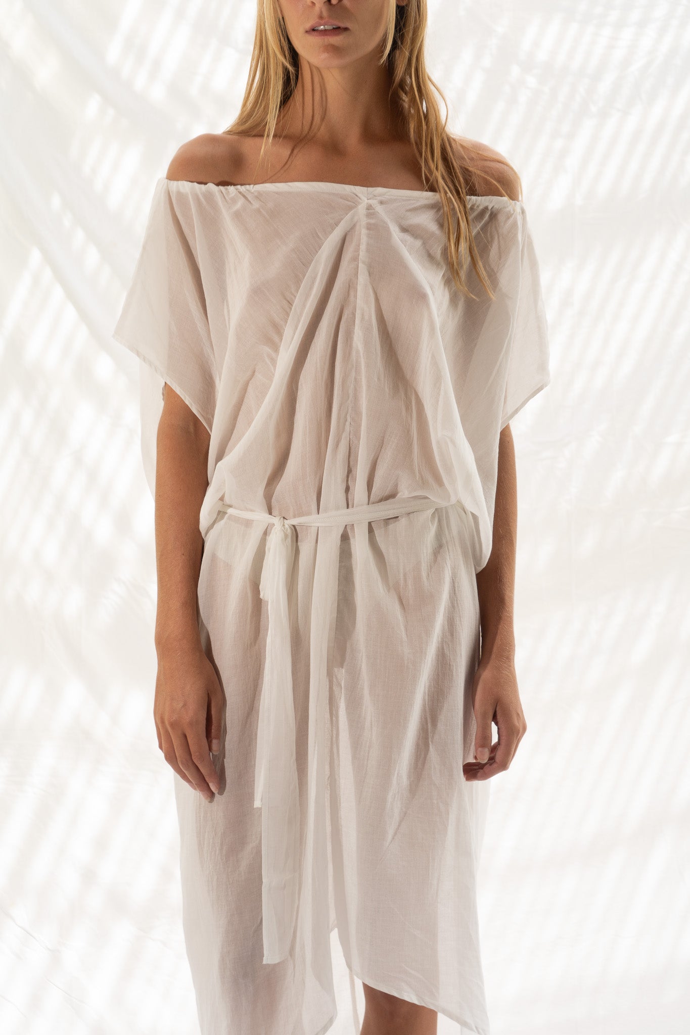 MOON COVER UP SHORT (NATURAL)