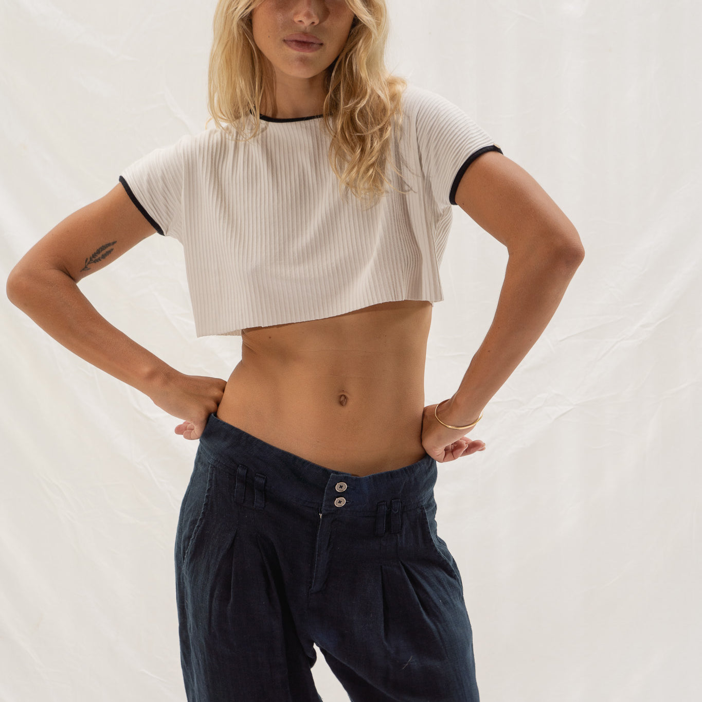NINA CROP TEE WHITE