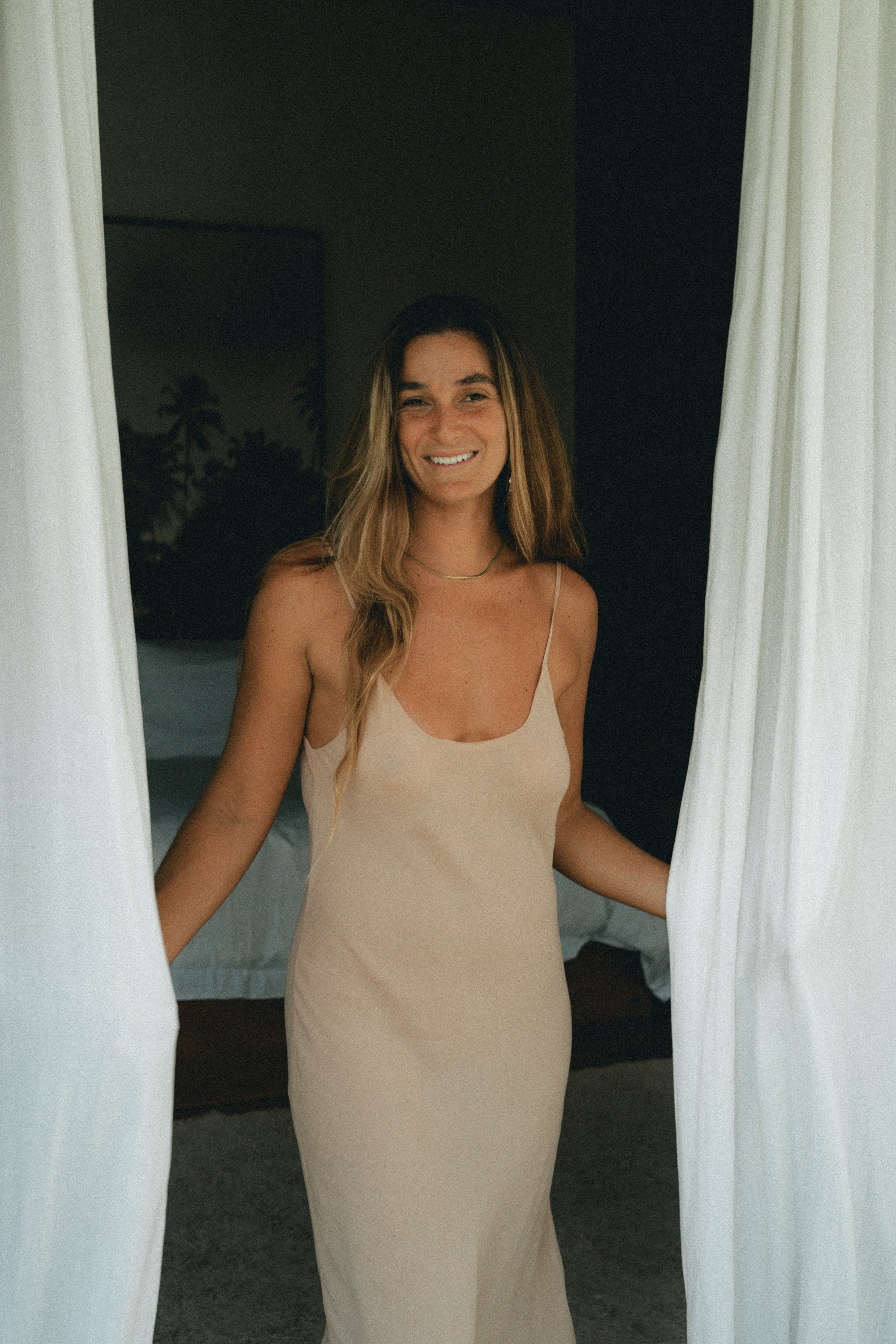 FLIRTY DRESS DUSTY PINK