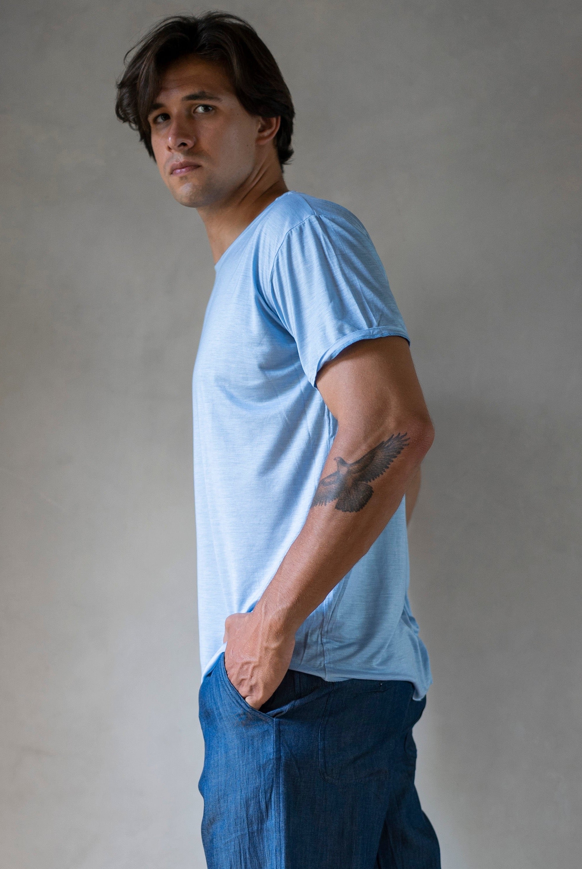MEN TEE BLUE DENIM