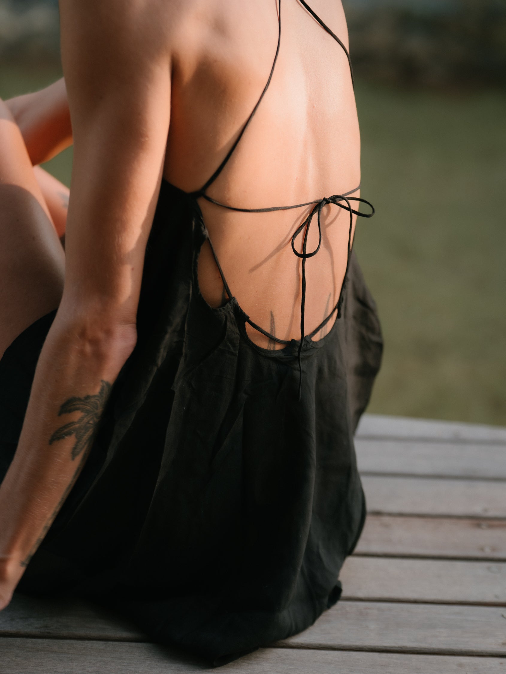 LOLITA SHORT DRESS BLACK