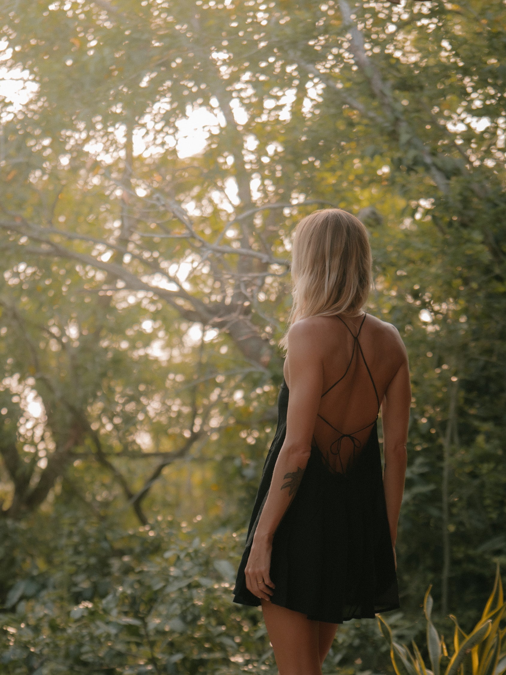 LOLITA SHORT DRESS BLACK