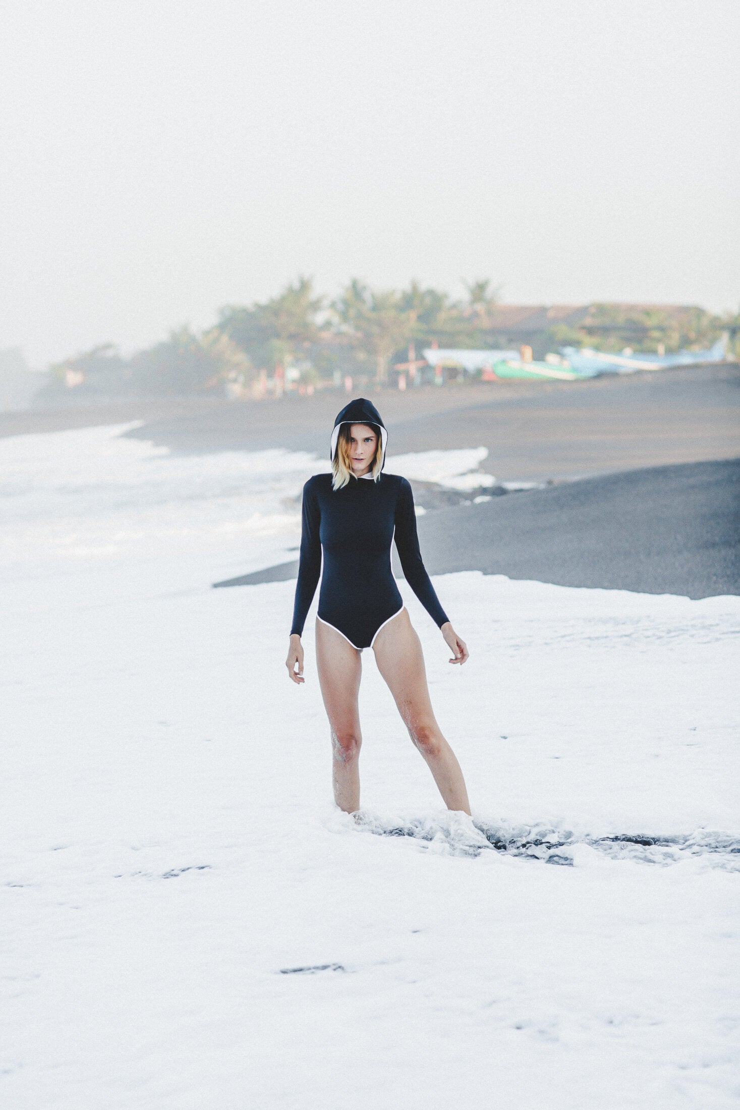 LAKEY'S SURFSUIT HOODIE BLACK