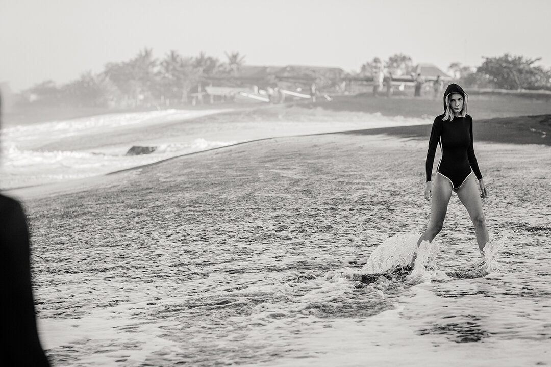 LAKEY'S SURFSUIT BLACK