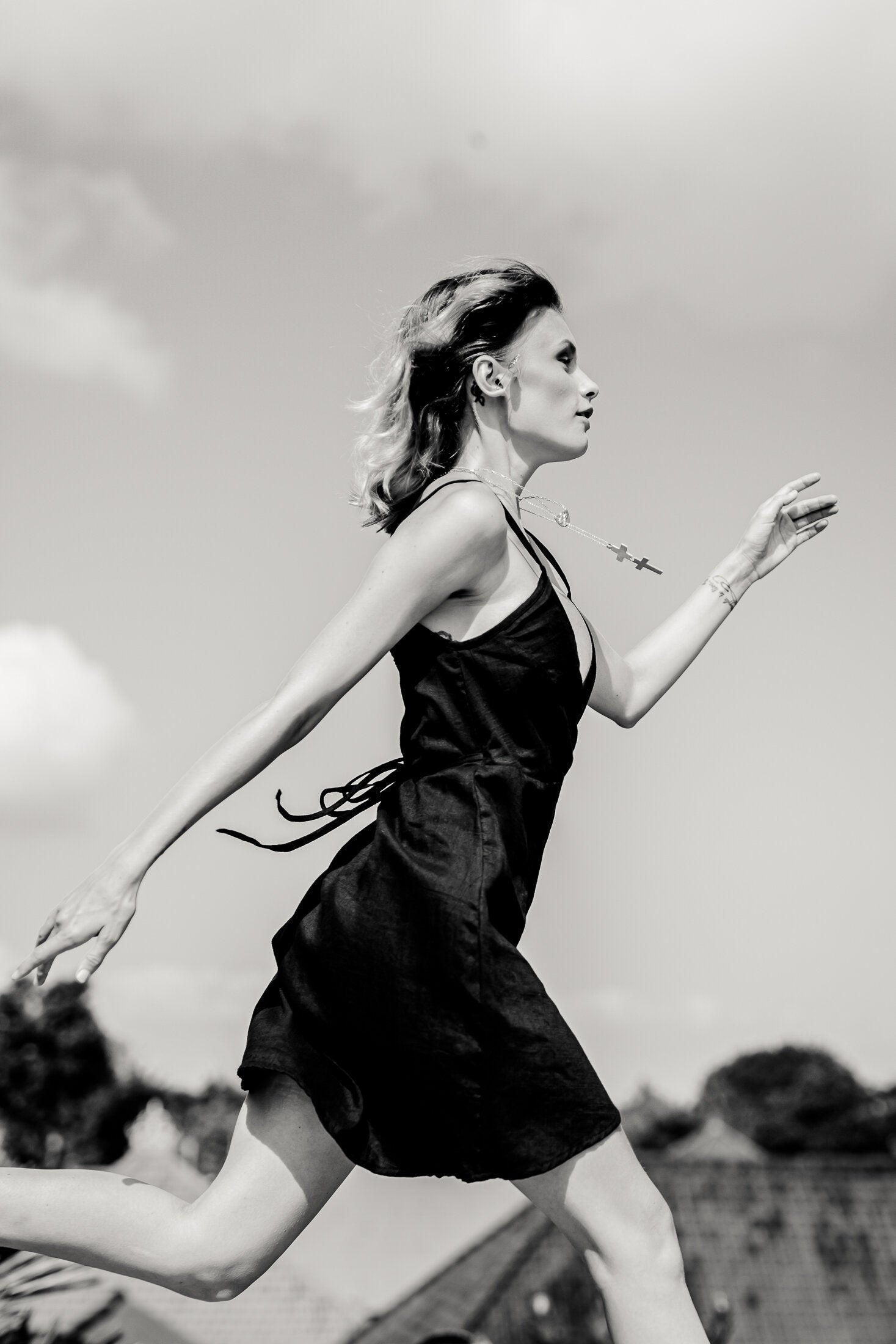 SUNFLOWER DRESS BLACK