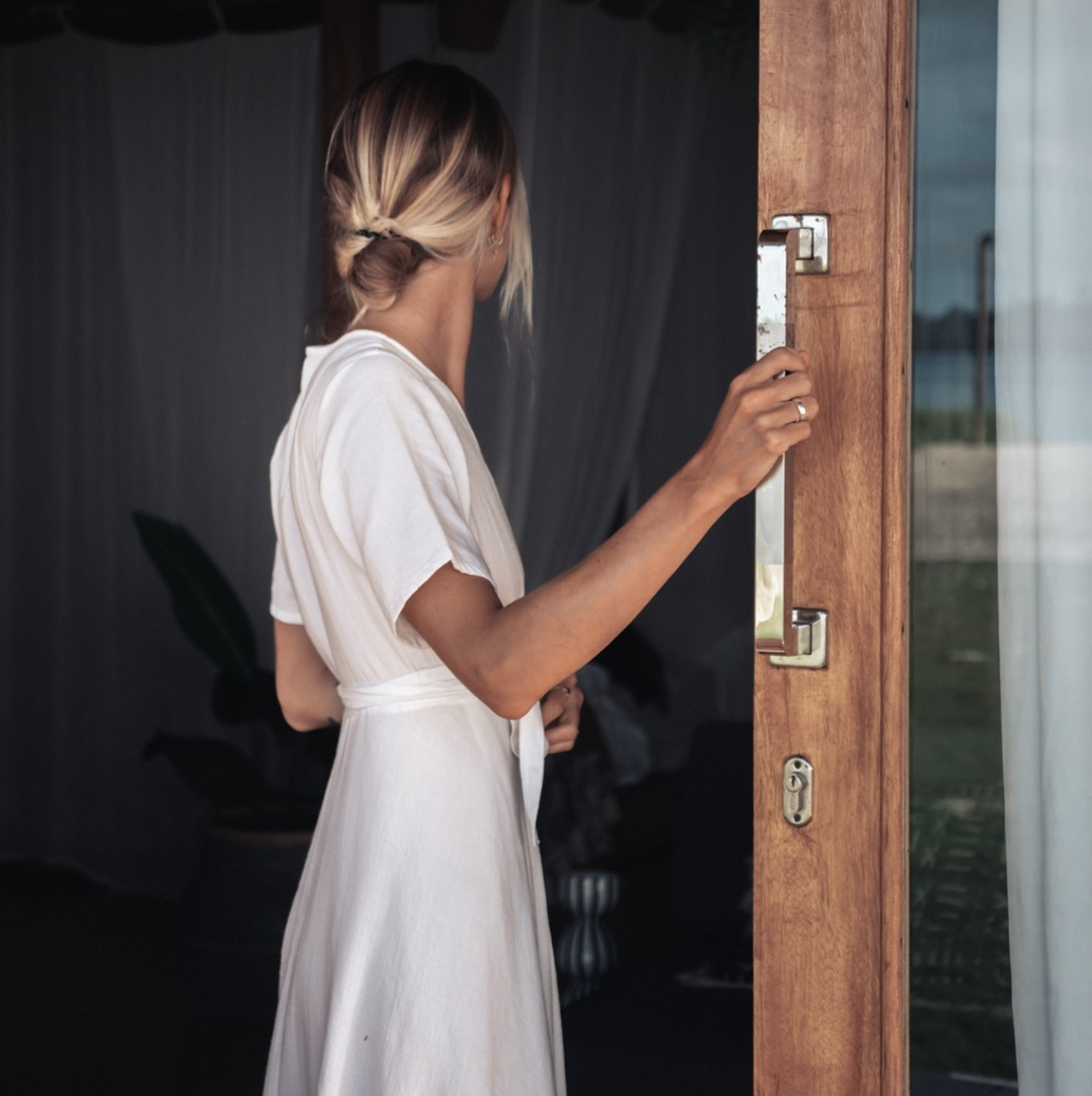 LILI LONG DRESS WHITE