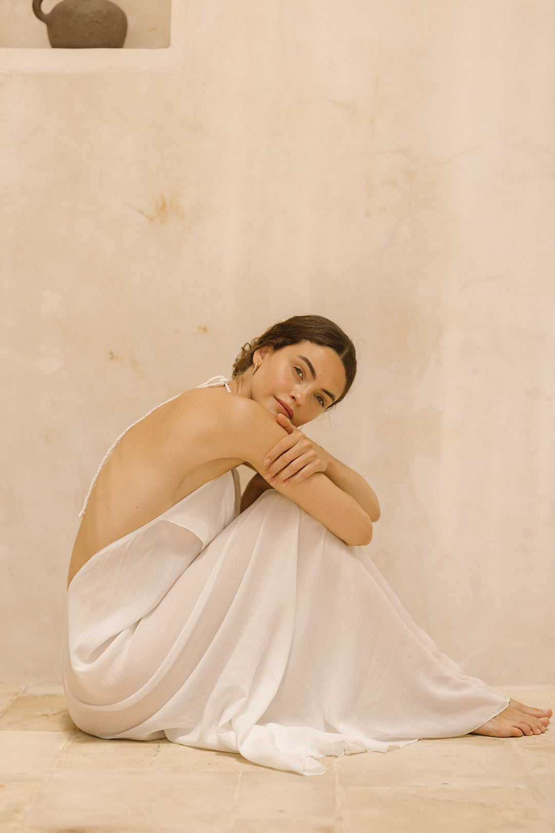 BARBARAS NIGHT  WHITE