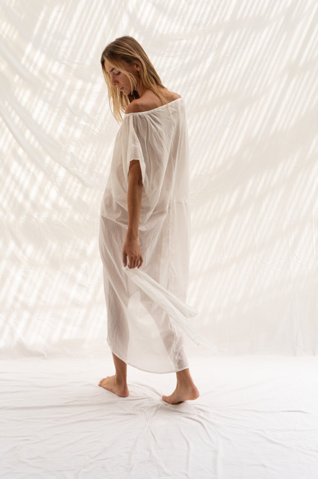 MOON COVER UP SHORT (NATURAL)