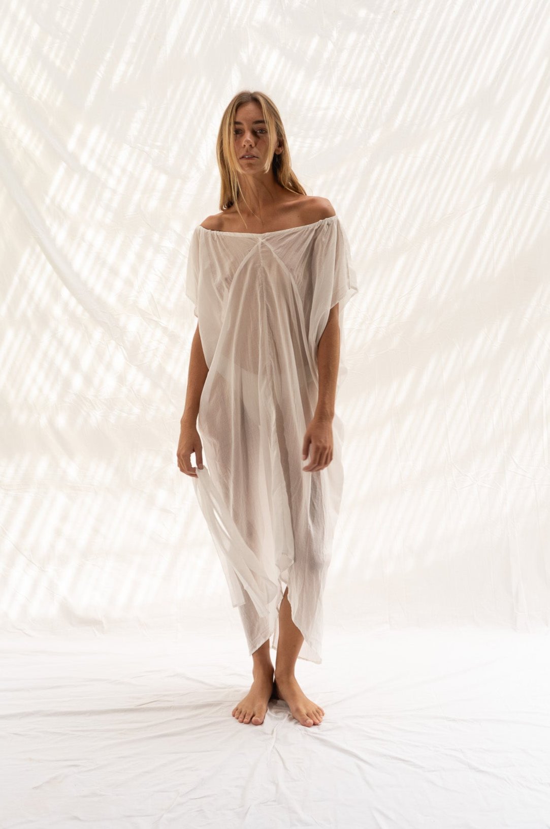 MOON COVER UP SHORT (NATURAL)