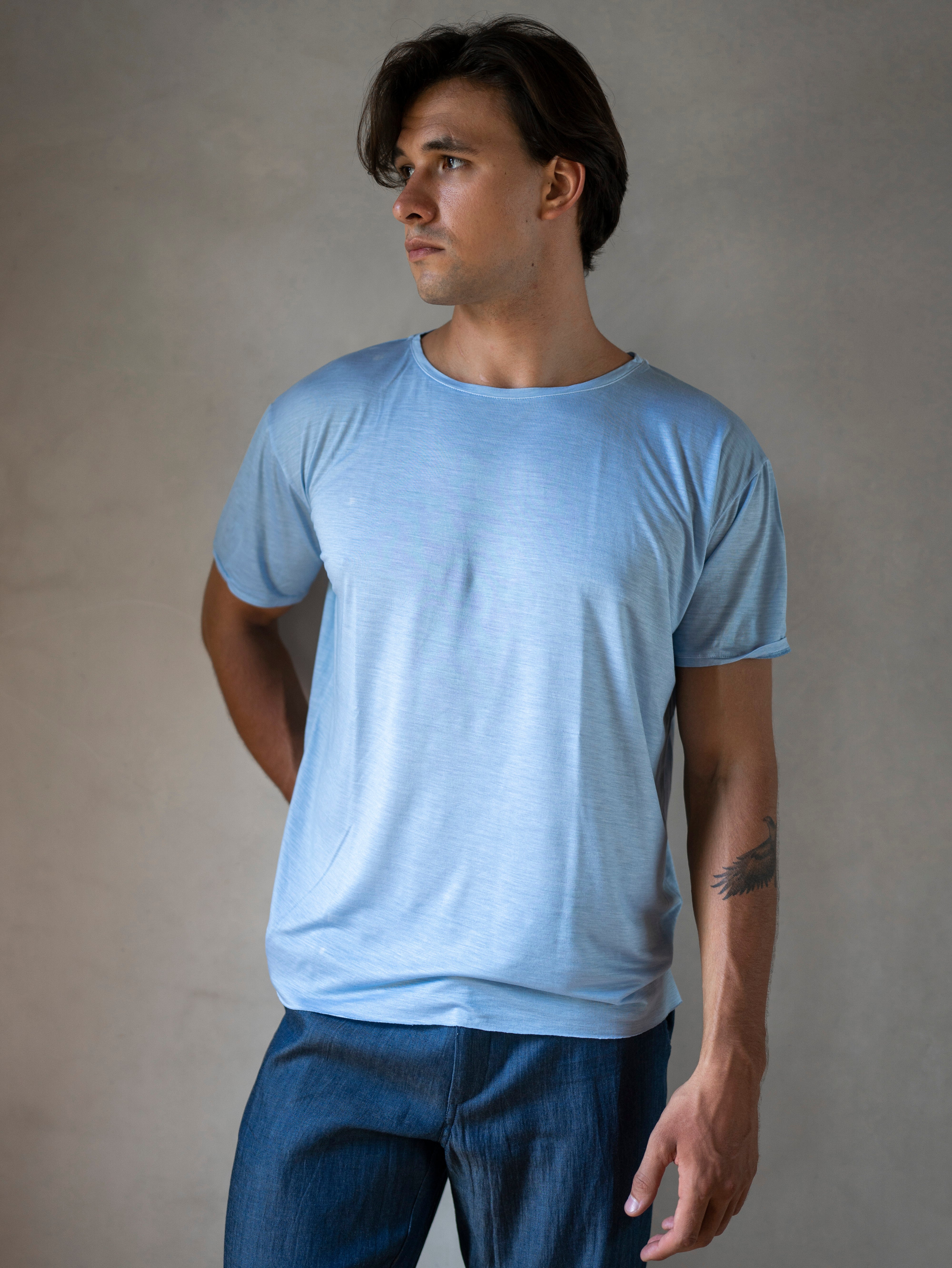 MEN TEE BLUE DENIM