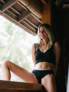 DANCE RUFFLE CROP TOP BLACK