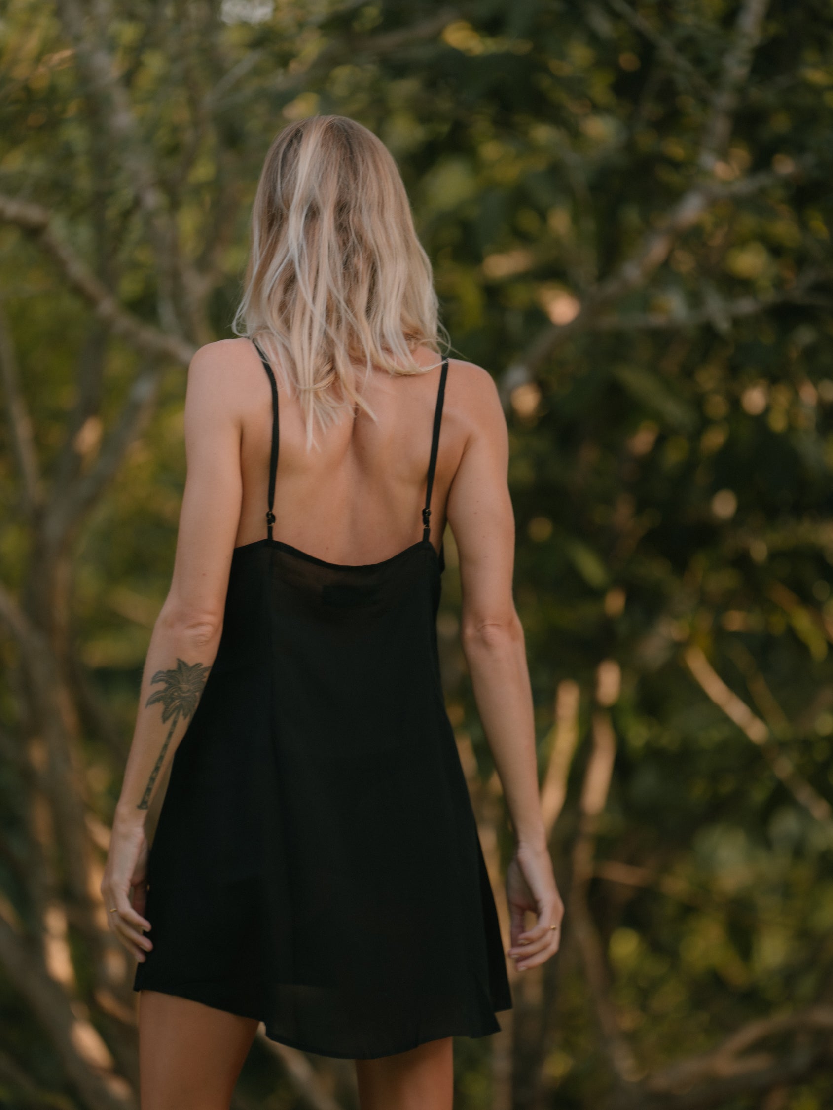 PETTITCOAT BLACK