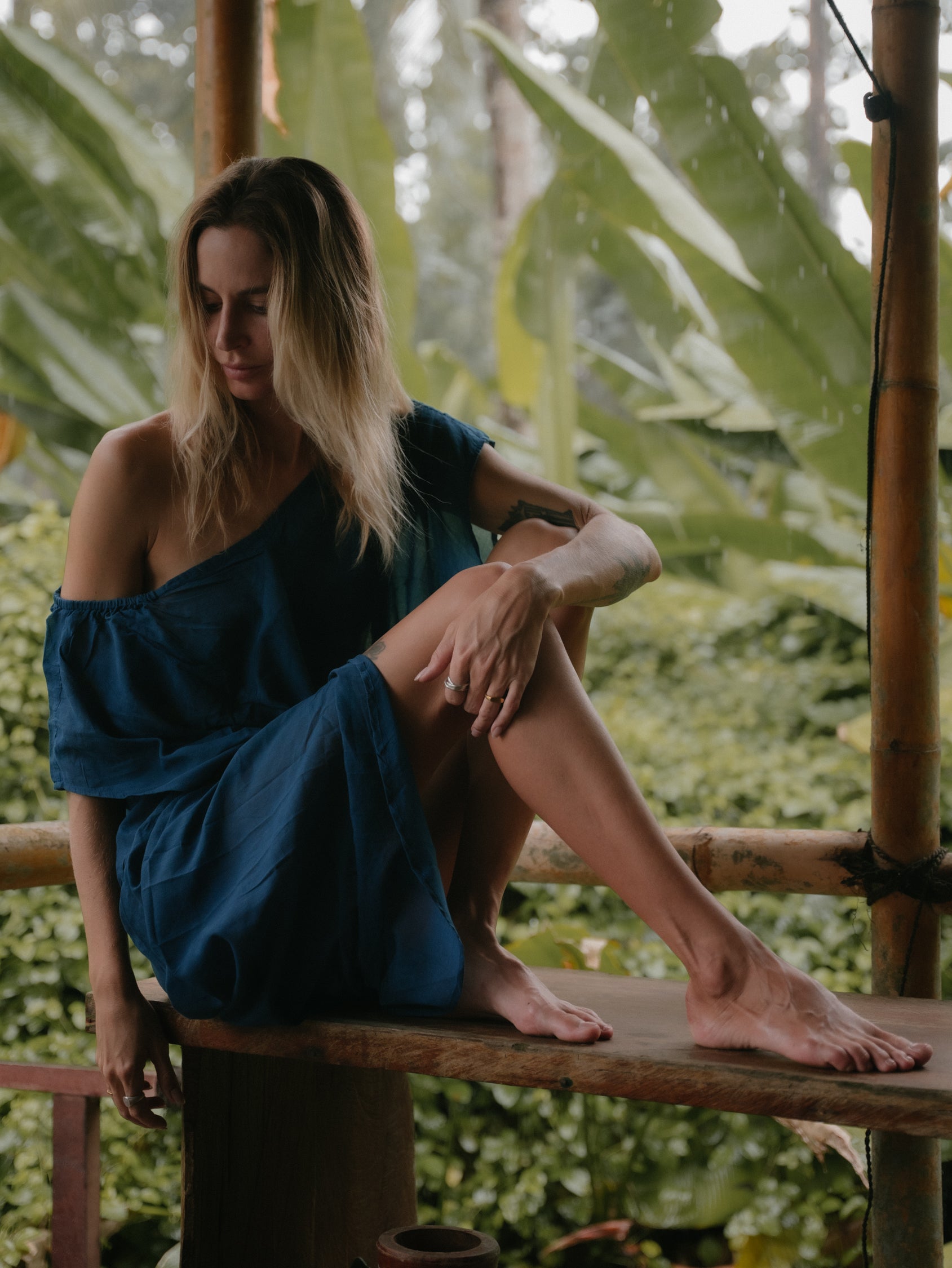 MOON COVER UP LONG (NATURAL)