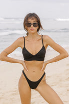MINI CROP TOP FOLK BLACK