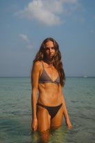 BERMUDAS TOP FOLK UNDERGROUND