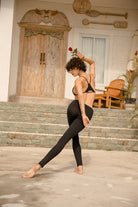 V CROP TOP BLACK