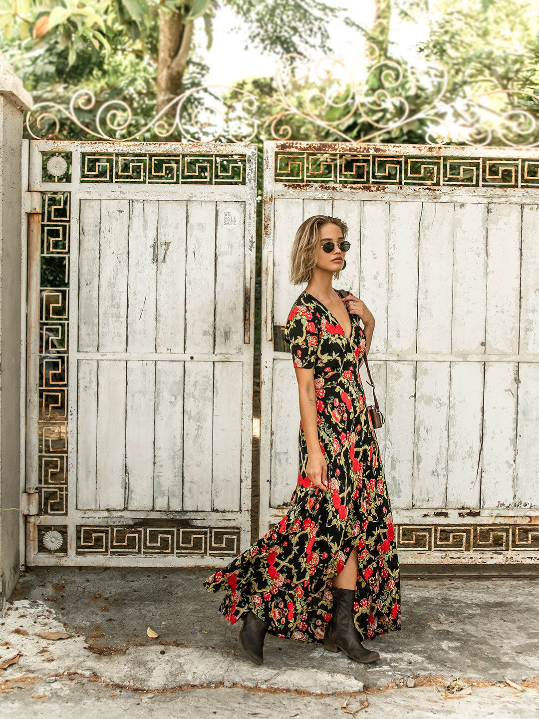 LILI LONG DRESS BLACK FLORAL